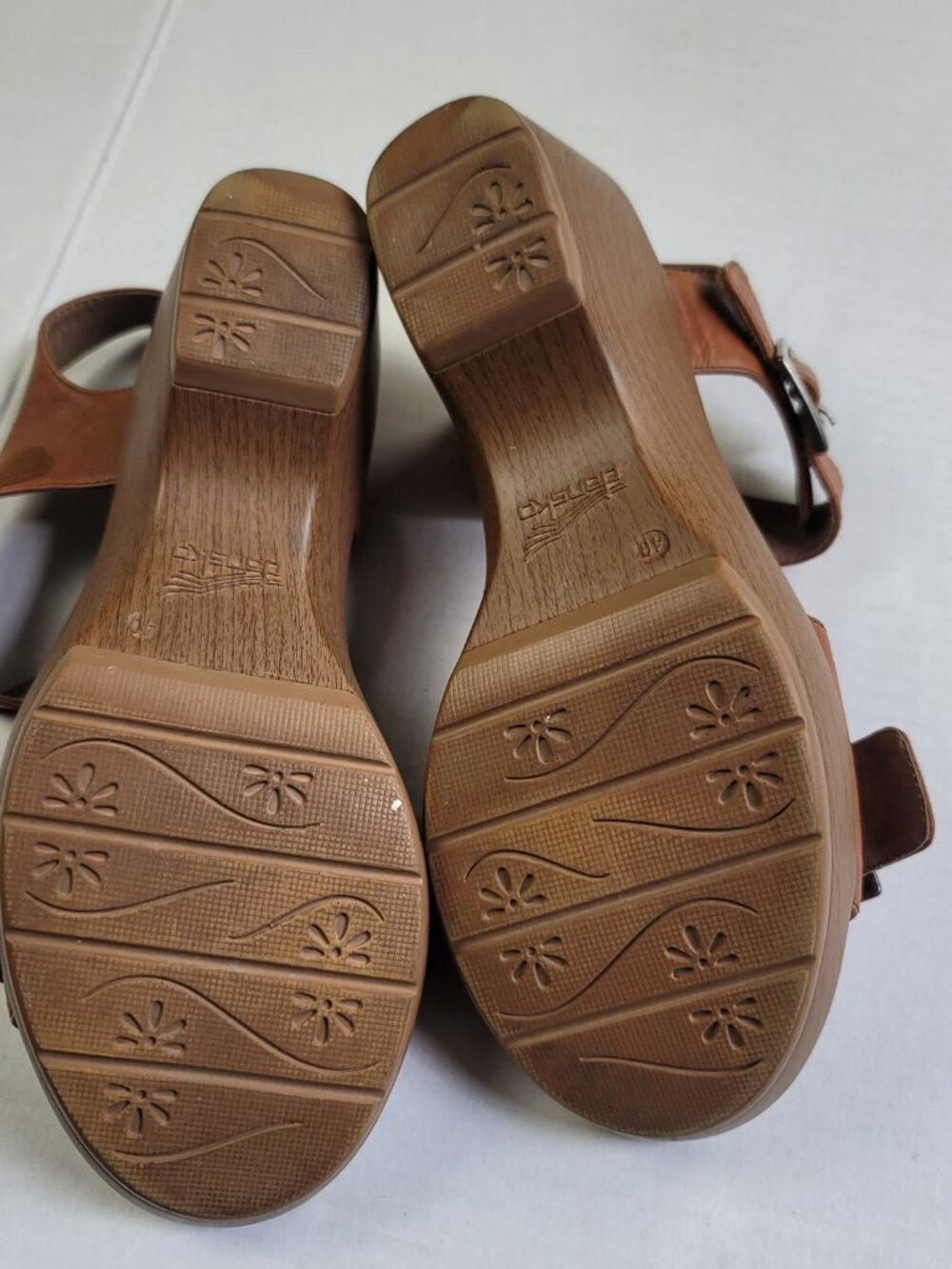 Dansko Jamey Leather Wedge Sandals Size 40 US 9.5-10 Brown Earthy Classic - Picture 3 of 10